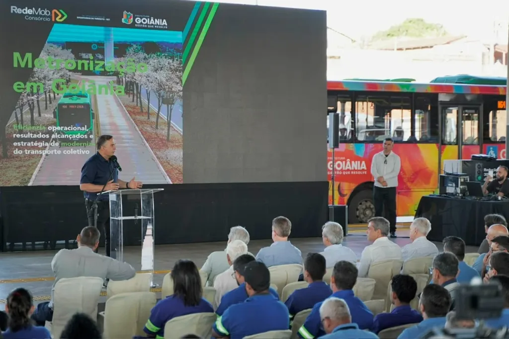 Metronização de ônibus será ampliada e chega à Avenida T-7 em Goiânia
