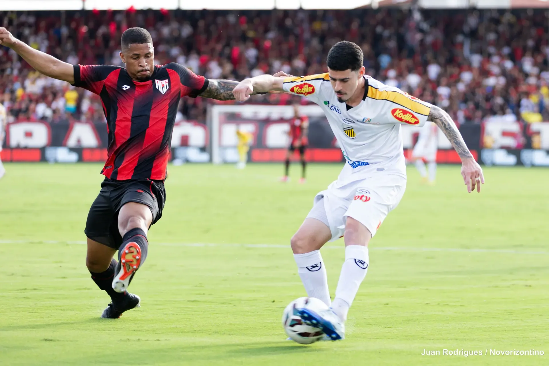 Times goianos intensificam briga por vaga na elite do futebol nacional na Série B