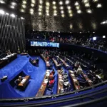 Senado aprova novo teto de R$140 mil para o MEI e perdão histórico de dívidas; confira o que muda