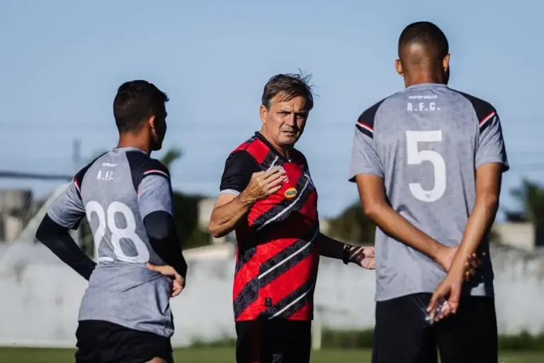Crac de Catalão acerta contratação de técnico para disputa do Campeonato Goiano 2027